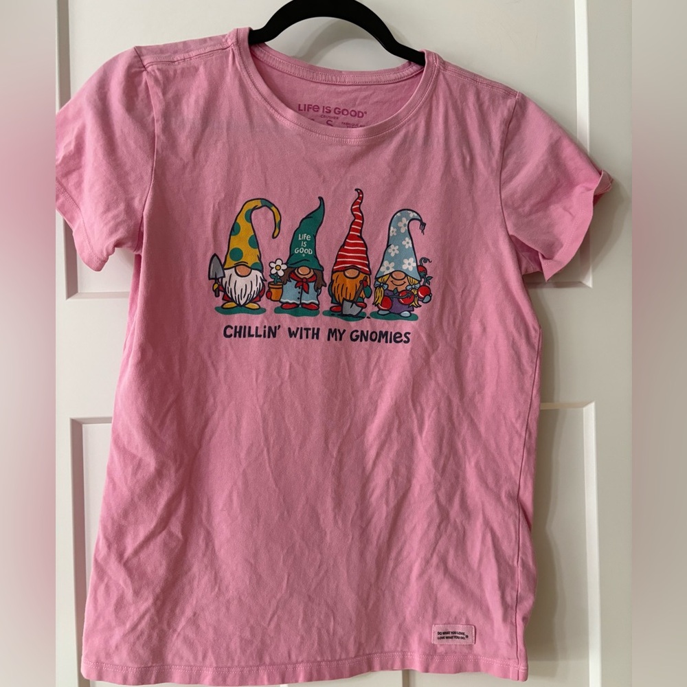Life Is Good Pink 'Chillin' With My Gnomies' Tee size S